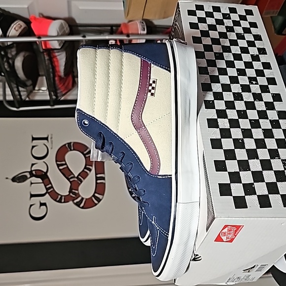 New Van\'s Off The Wall Skate Hi-Tops in men\'s size 12 main image 8
